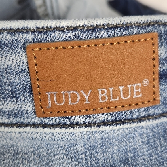 Judy Blue Women's Skinny Jeans - Light Blue - Picture 7 of 12
